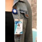 PORTA GAFETE TRANSLÚCIDO ROSA DK-052RS ( DK-052 - DK052 -  ) - Imagen 3