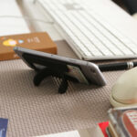 PORTA TARJETAS Y SOPORTE PARA CELULAR ROJO EX-053R ( EX-053 - EX053 -  ) - Imagen 2