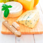 SET PARA QUESOS ROVERETO BLANCO HM-034 ( HM-034 - HM034 - TABLAS DE QUESO Y SETS DE VINO ) - Imagen 4