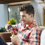 CUBILETE CON DESTAPADOR NEGRO JM 022 N (PLÁSTICO - METAL) - Imagen 3