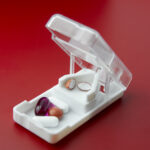 PASTILLERO CRYSTAL BLANCO PT 2100 (PLÁSTICO) - Imagen 3