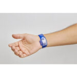 PULSERA GEL SANITIZANTE SHANI AZUL SLD 061 A (PLÁSTICO) - Imagen 4