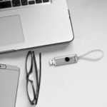 USB GRENOBLE 16 GB PLATA USB 135 S (PLÁSTICO) - Imagen 3